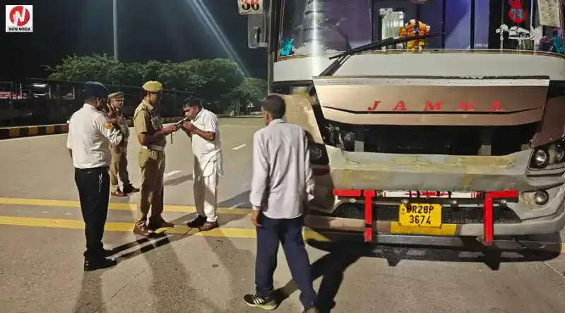 1003 बसों की जांच, 67 पर कार्रवाई, नोएडा में ट्रैफिक पुलिस ने सुरक्षा मानकों को लेकर चलाया विशेष अभियान