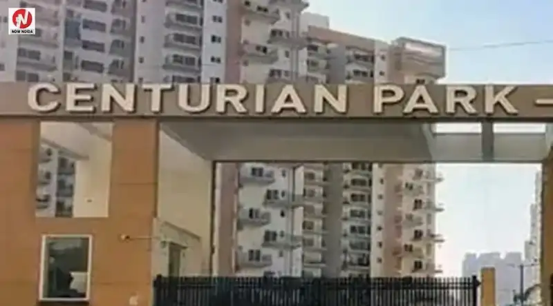 नोएडा की सोसायटी में हादसा, 21वीं मंजिल से गिरकर युवक की मौत, पत्नी बाहर से खटखटाती रही दरवाजा